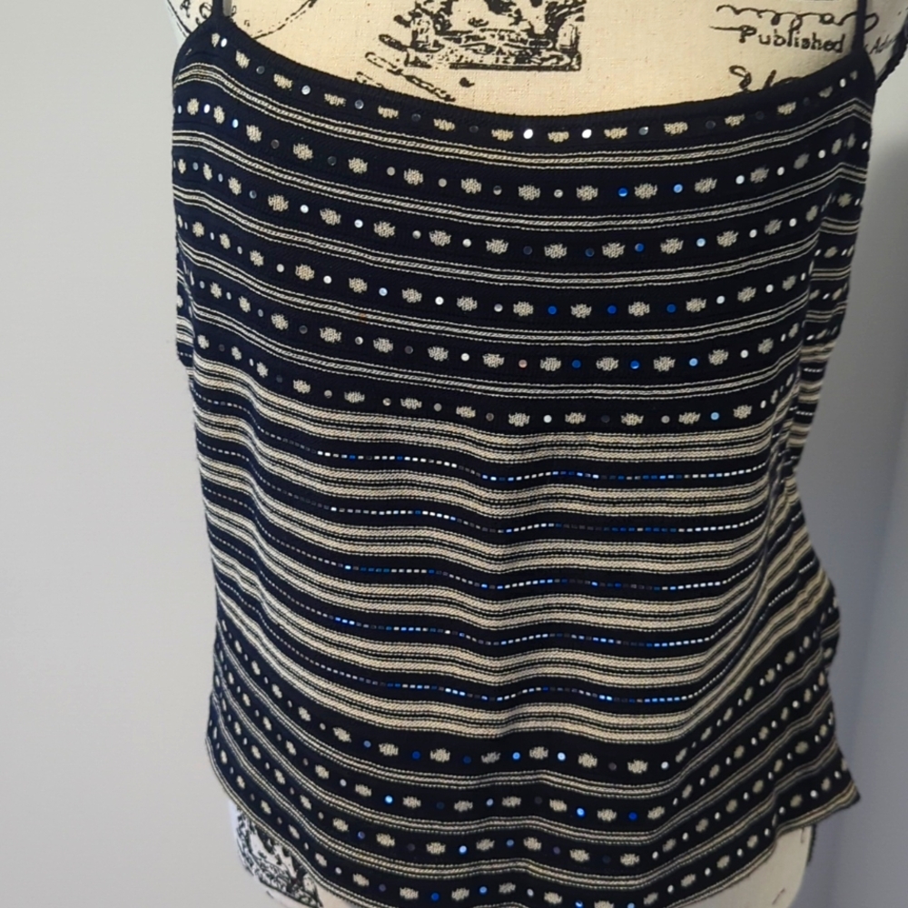 St John tank top 10